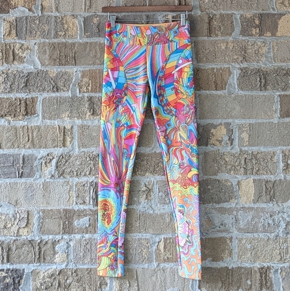 NWOT Infinite Abstract Rainbow Full Length Leggings Size Small Midrise